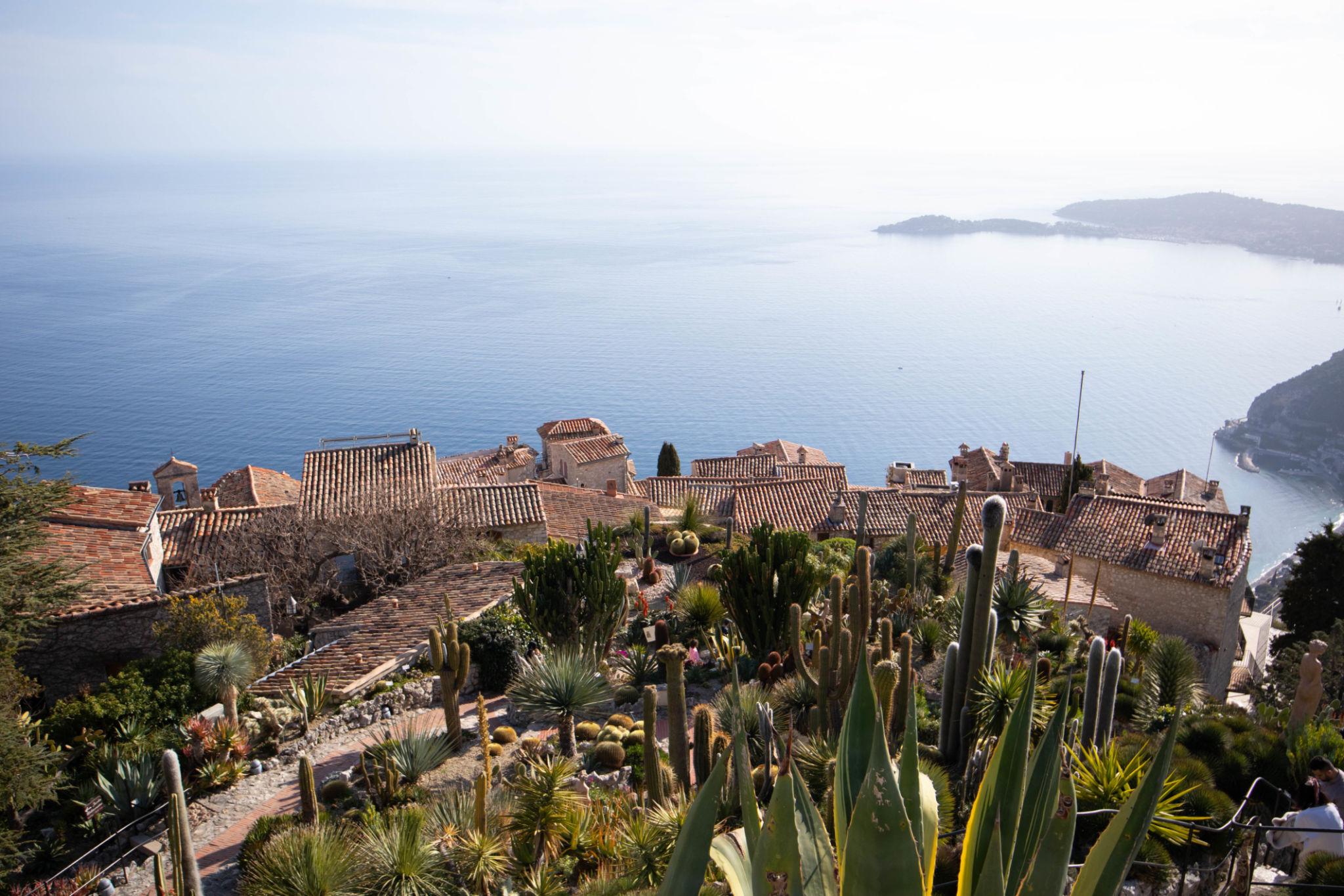 vue sur la mer depuis eze village