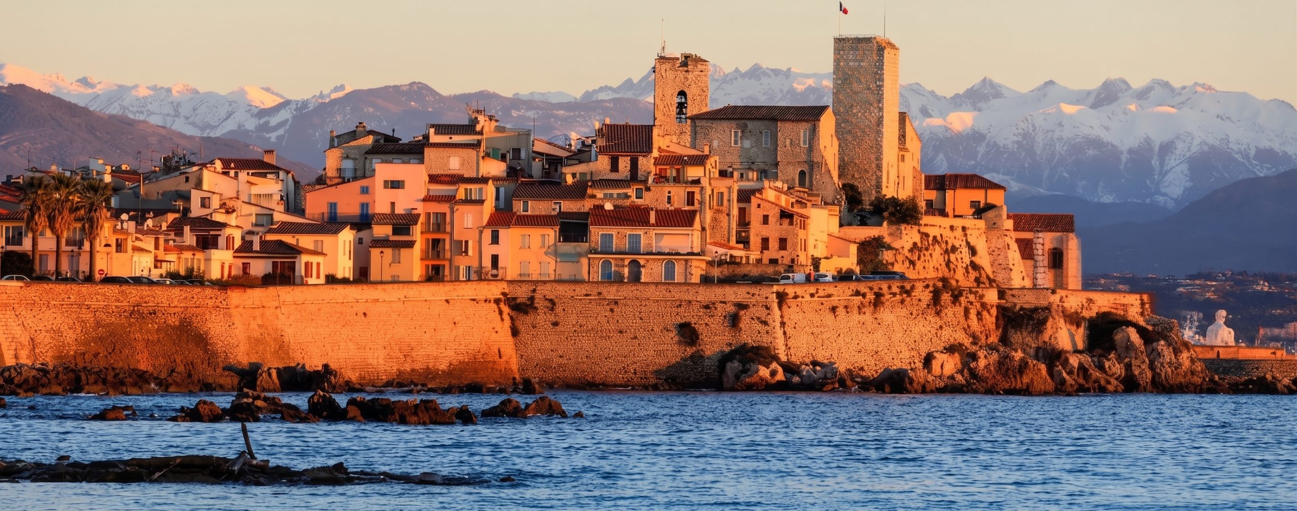 Antibes vue de la mer